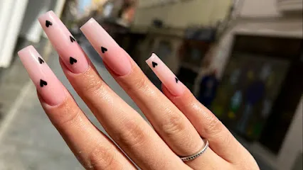 10de mayo Nails