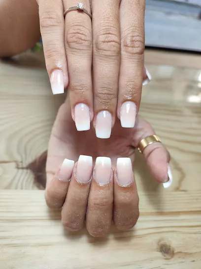 AGORA BEAUTY