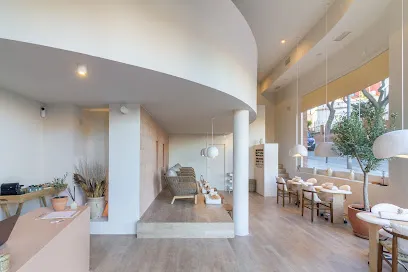 Alaia House | Nails & Beauty bar