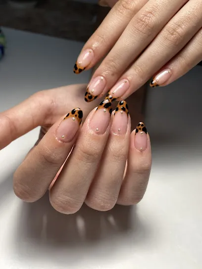 Alba Esbri Nails