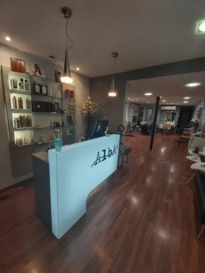 Alba Fiñana Perruqueria i Estètica