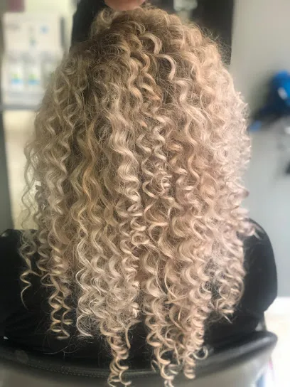 Alba Peluqueria y Estetica