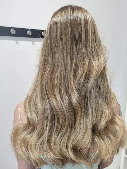 Alejandra Galán-Salon de belleza