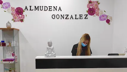 Almudena González