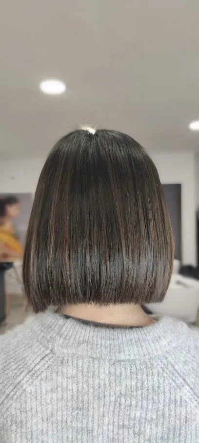 ALMUDENA MARTIN HAIR SALON