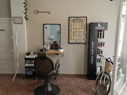 Amparo Blasco estilista