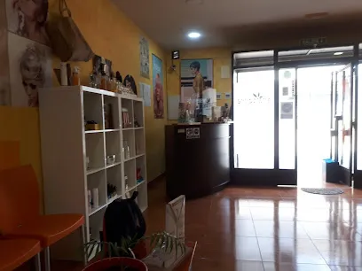 ANA TORRE PELUQUEROS