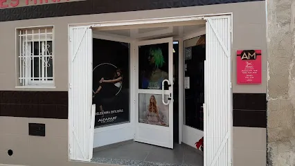 Ángeles Mira "Peluqueria"