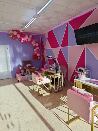 Angie Ruiz Nail Studio