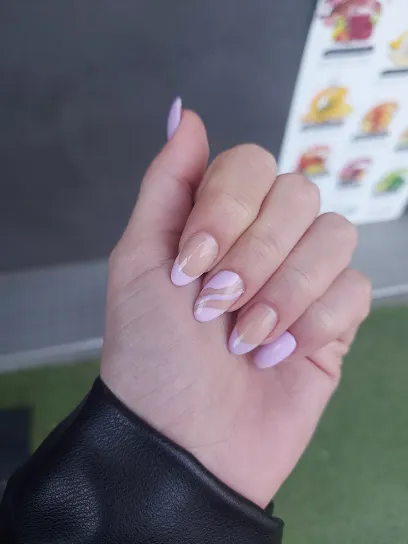 Any Nails Artist