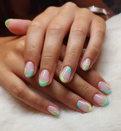 AquaNails