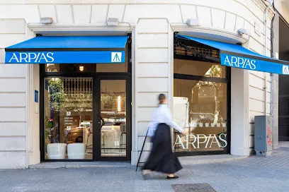 Arpias - Manicura | Carrer Corsega