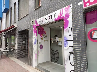 Arte Nails