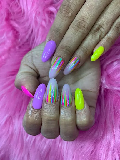 Aura Nails Studio by Sara Fernandez