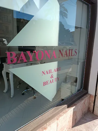 Bayona Nails