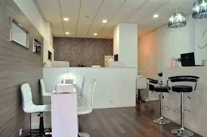 Be Nails