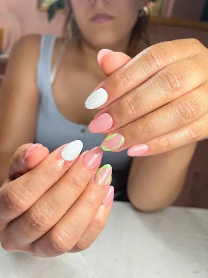 Bellas Uñas Johana