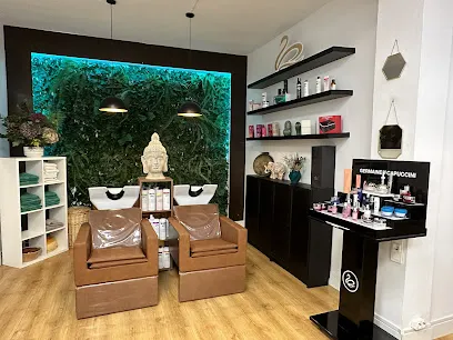 Benítez de Castro Hair Style