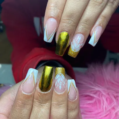 Bloom Nails