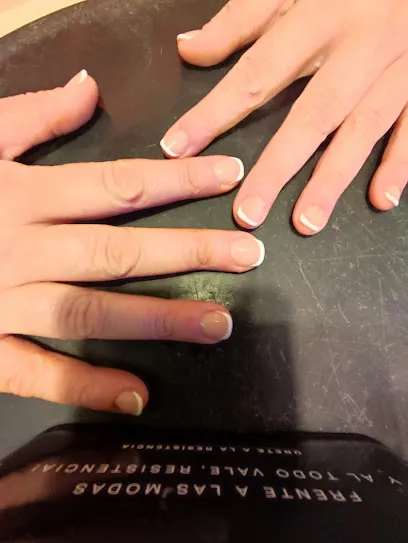 Blossom Nail Lab