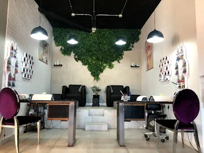 CAMERINOS PELUQUERÍA / CENTRO de BELLEZA