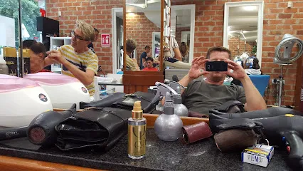 Carbó Peluqueros