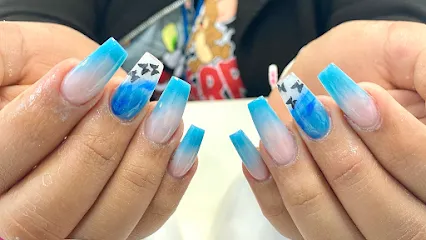 Centre Nails