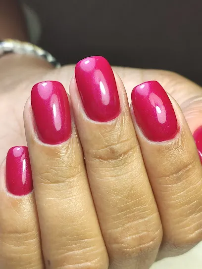 CHERRY Nails