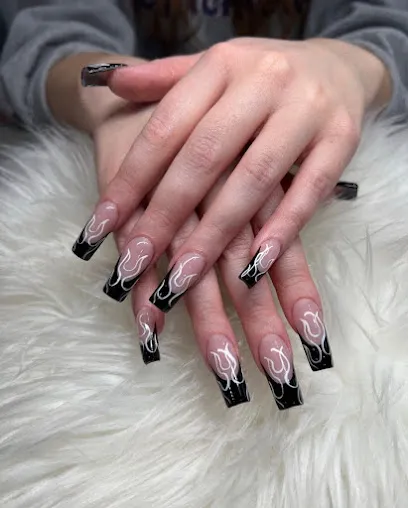 Cielo Nails
