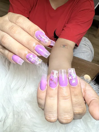 Cielo Nails