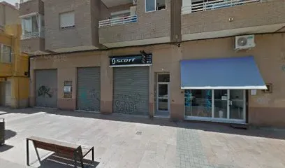 Clara Lloret García