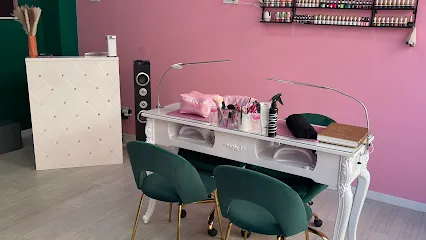 Cleopatra Nails