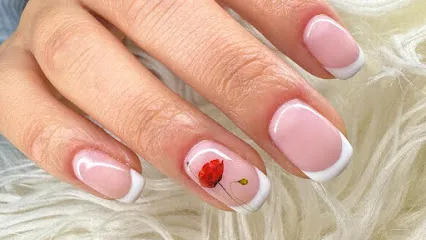 Cloud Nails