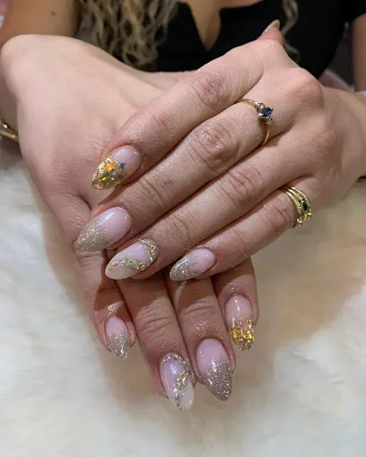 Colombian Nails by Kelly