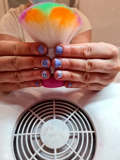 Colours Nails