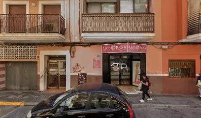 Cris Pena Beauty Center