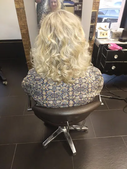 Cristina Salón de Belleza