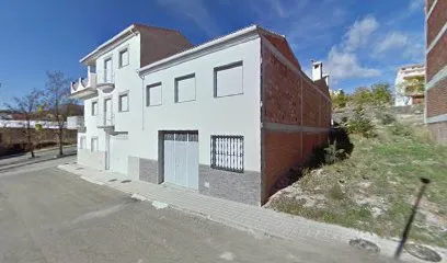 DGUZMAN HAIR STUDIO