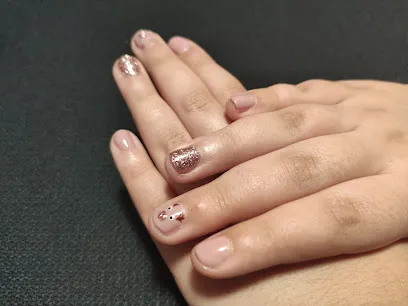 DN REVOLUTION Nails