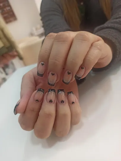 DNails and lashes