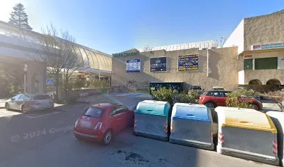 Donde las Uñas!
