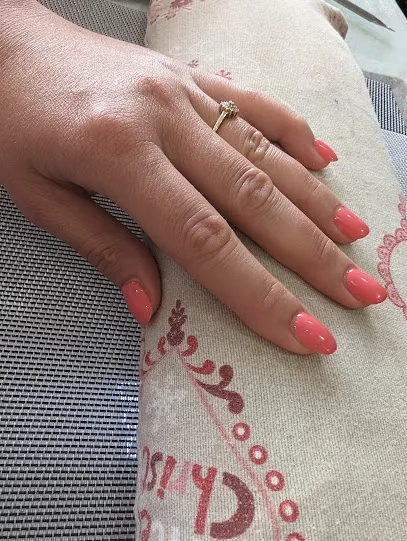 Eden | Massage and Nails
