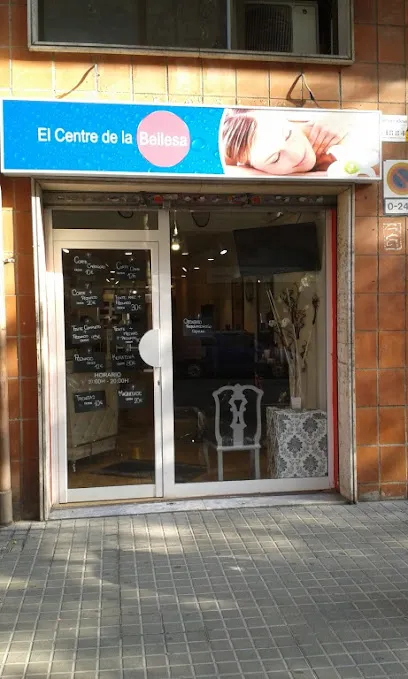 El Centro de la Belleza by Evelyn
