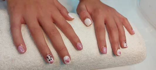 Elegance Peluquería y Estética