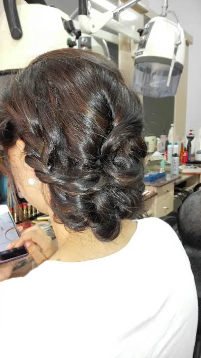ELENA OZORES PELUQUERIA