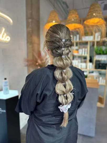 Eli Nogueras Hair Studio