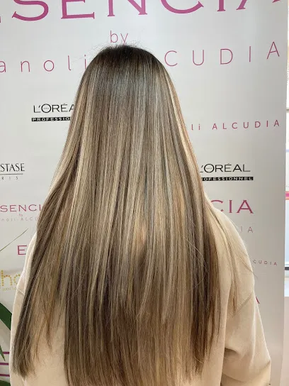 ESENCIA by Manoli ALCUDIA. PELUQUERIA