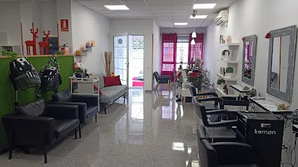 Esencia Hair Experience