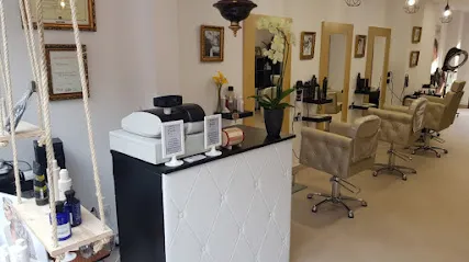 Esencia y estilo Unisex Óscar peluqueros