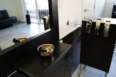 ESSENS Men's Hair Studio